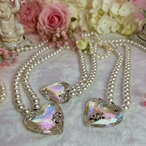 Iridescent Heart Pearl Necklace